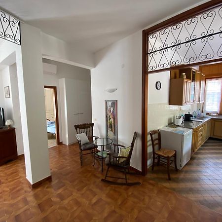 La Terrazza Di Monterosso Apartment มอนเตรอสโซ อัล มาเร ภายนอก รูปภาพ